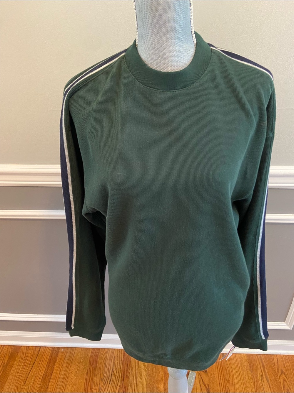 Arrow Green Varsity Sweater Long Sleeve Cotton Men's Medium Blue Stripe NEW